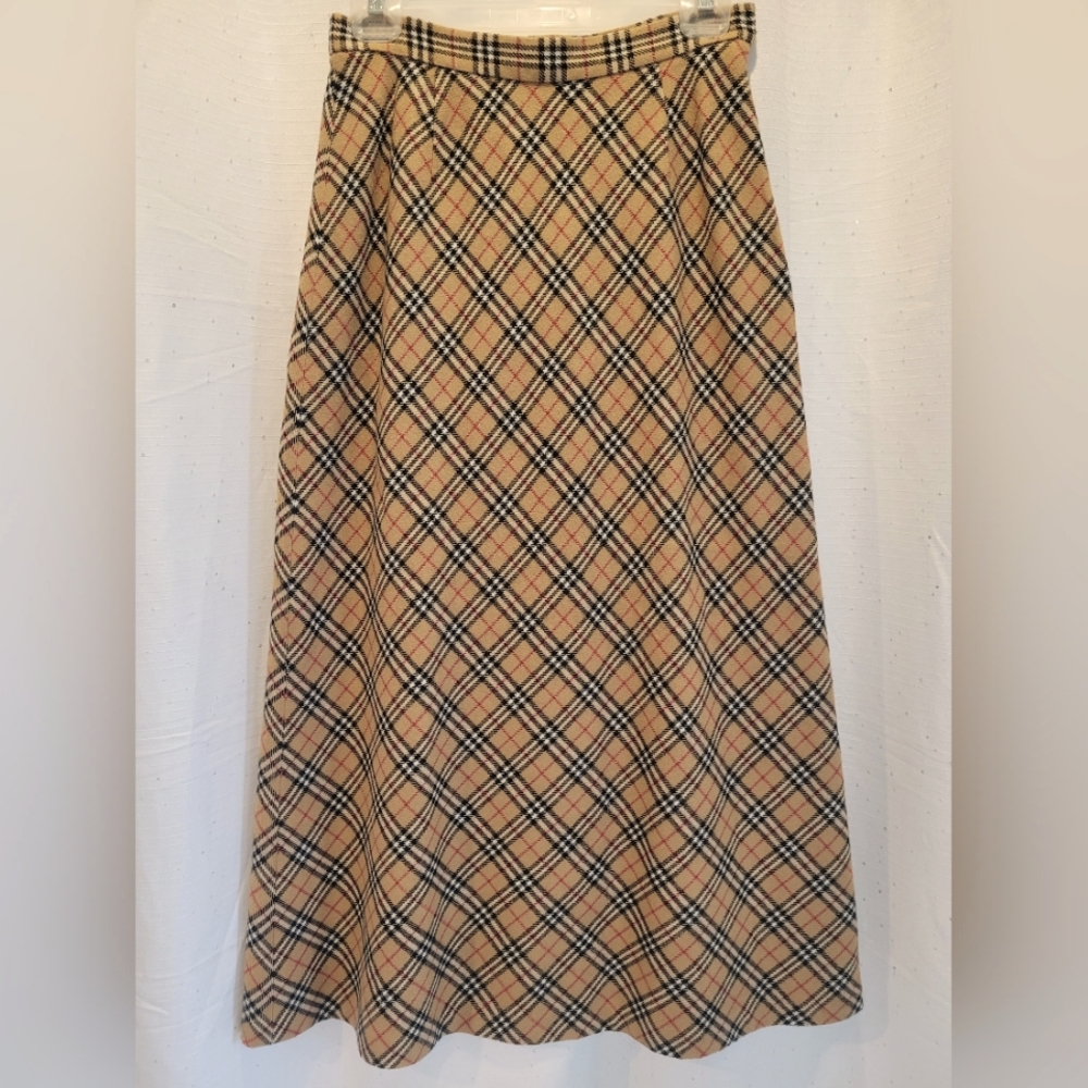 ORLY SKIRT SZ 8 85% ACRYLIC 15%WOOL